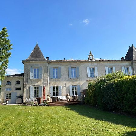 Domaine De La Gemoliere Bed and Breakfast Gémozac Εξωτερικό φωτογραφία