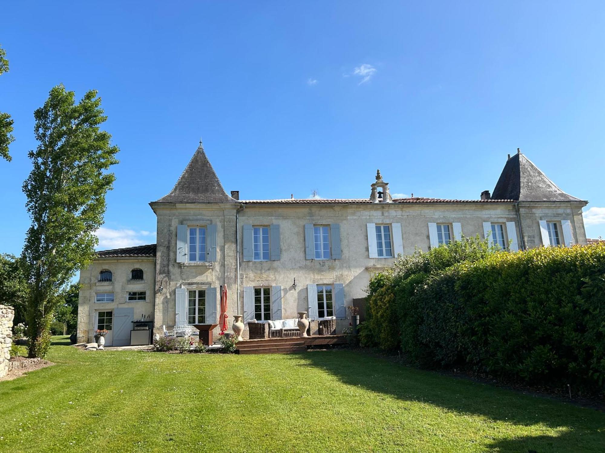 Domaine De La Gemoliere Bed and Breakfast Gémozac Εξωτερικό φωτογραφία