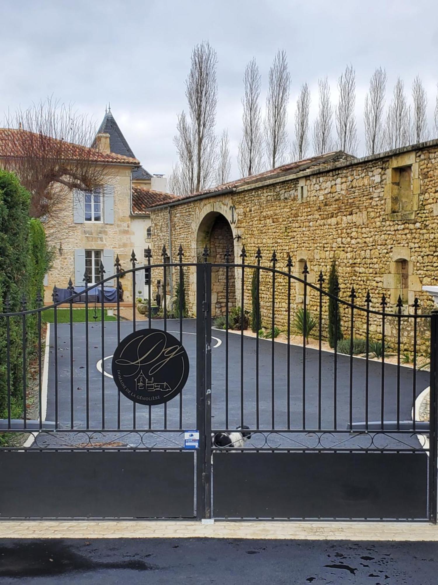 Domaine De La Gemoliere Bed and Breakfast Gémozac Εξωτερικό φωτογραφία